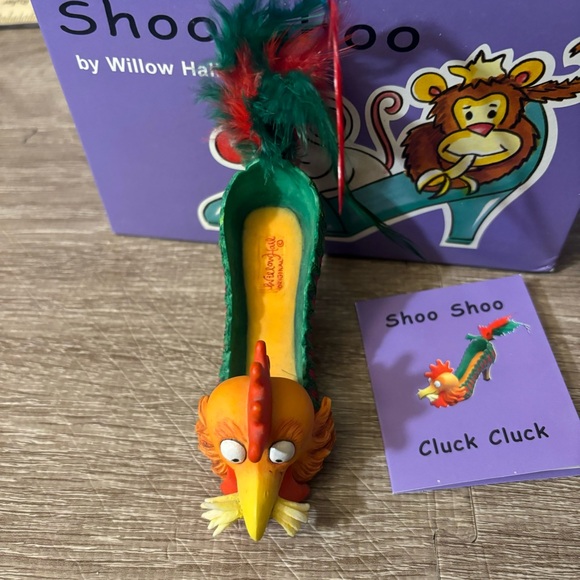 Shoo Shoo Cluck Cluck by Willow Hall Chicken Rooster Shoe Figurine - Picture 2 of 4